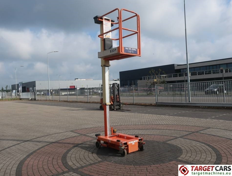 Plataforma elevadora JLG Power Tower Nano 830P Vertical Lift 450cm: foto 8