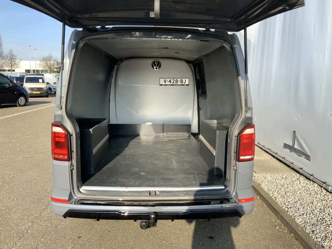 Furgón Volkswagen T6 Transporter 2.0 TDI L2H1 Airco Alu Velg Trekhaak 2500 kg Side: foto 21