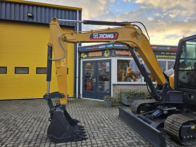 Miniexcavadora XCMG XE60GA: foto 9