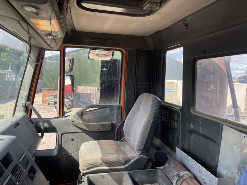 Camión chasis Iveco Eurotrakker 340 E34: foto 11