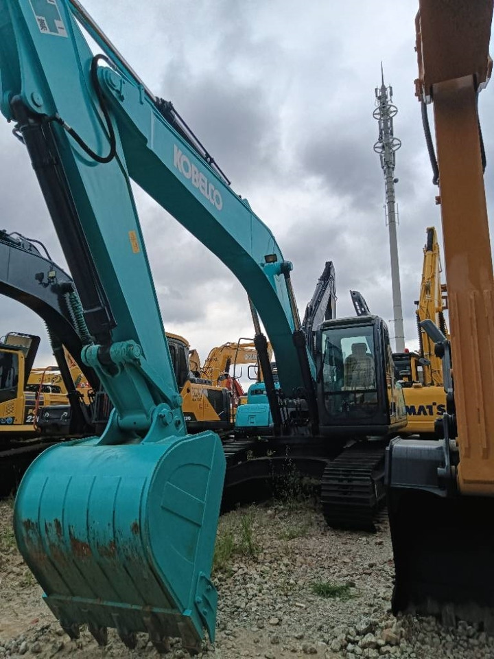 Excavadora de cadenas Kobelco SK 210: foto 8