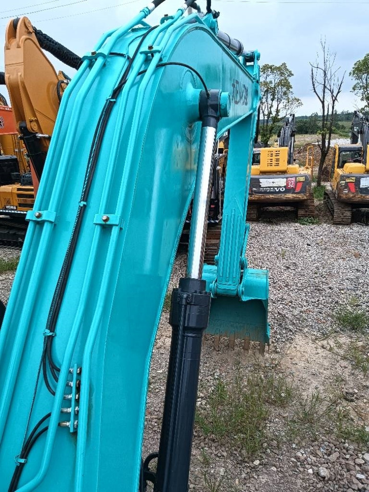 Excavadora de cadenas Kobelco SK 210: foto 7