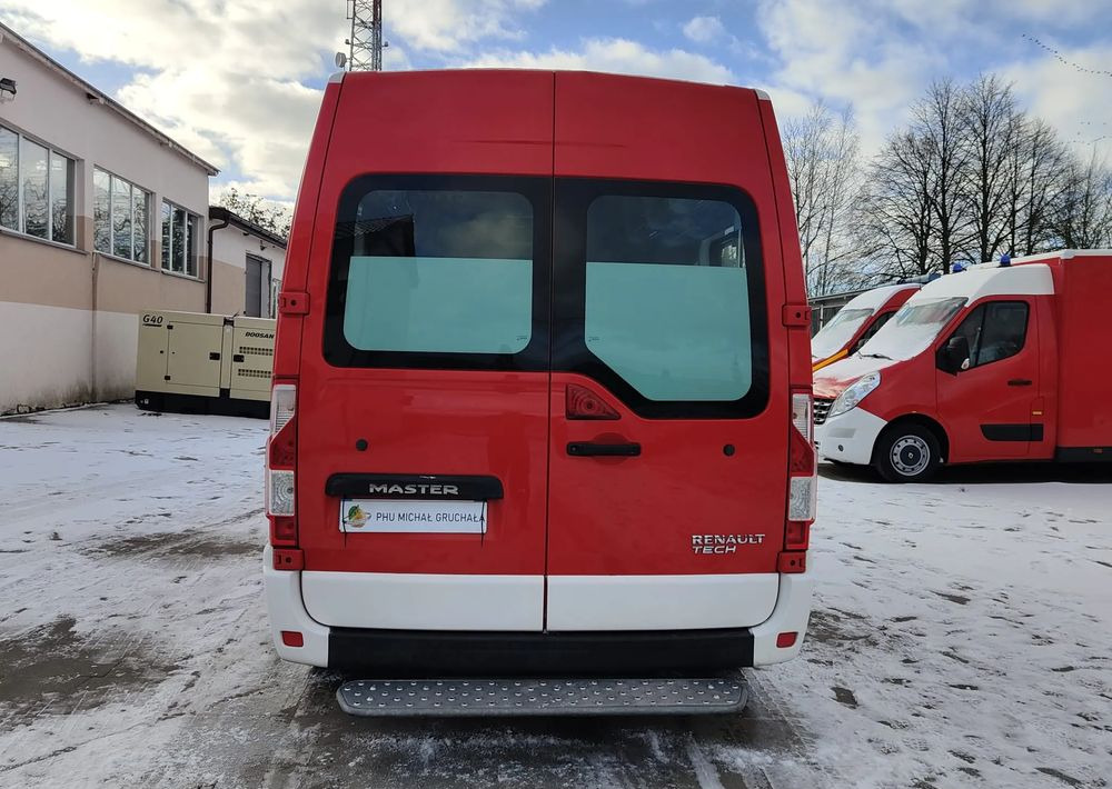 Ambulancia Renault Master: foto 8