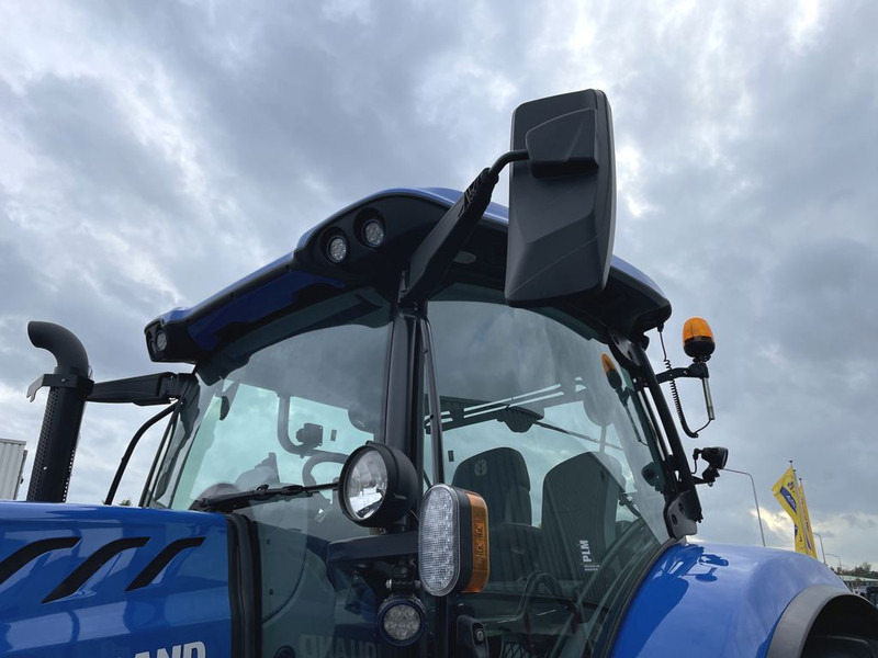 Tractor New Holland T7.245 AC stage V Fronthef: foto 6