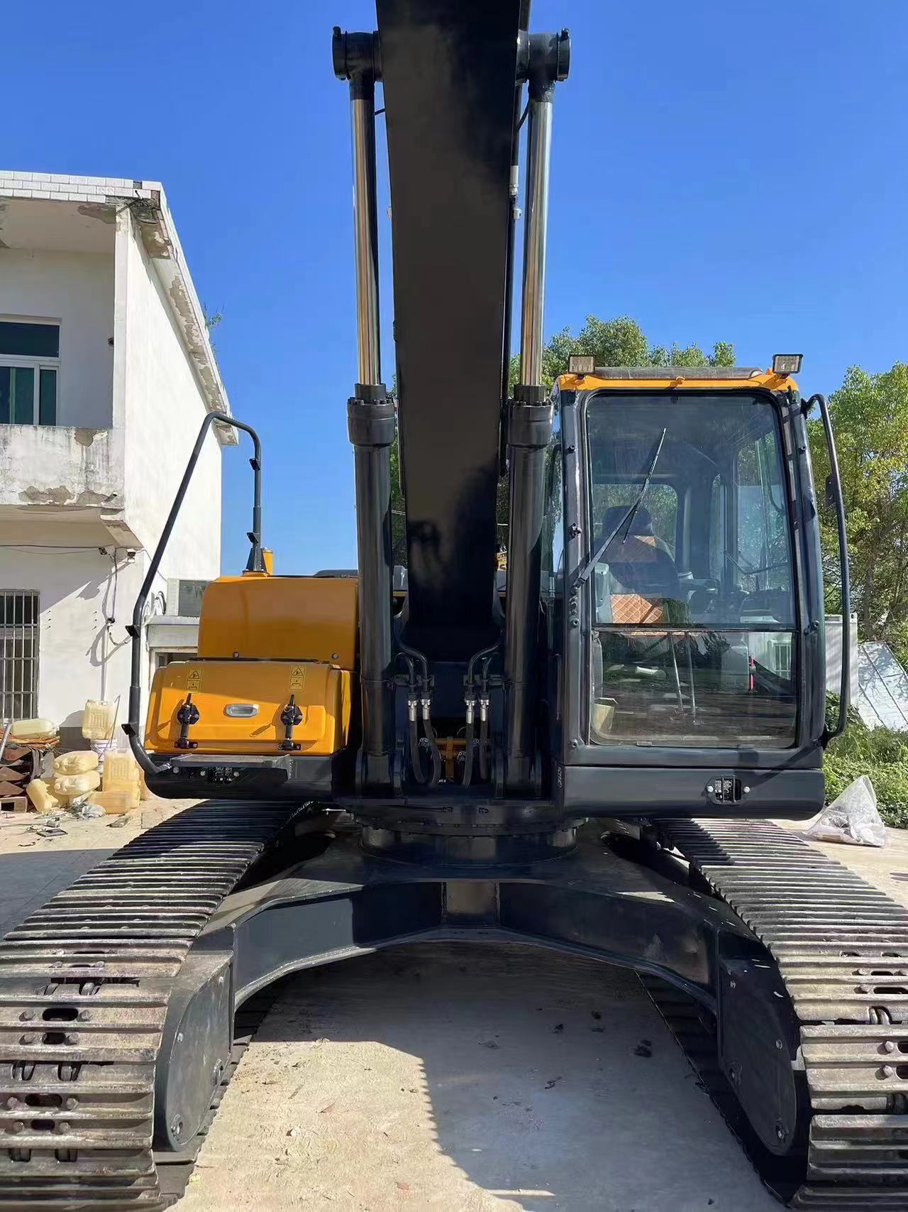 Excavadora de cadenas Hyundai 220: foto 7