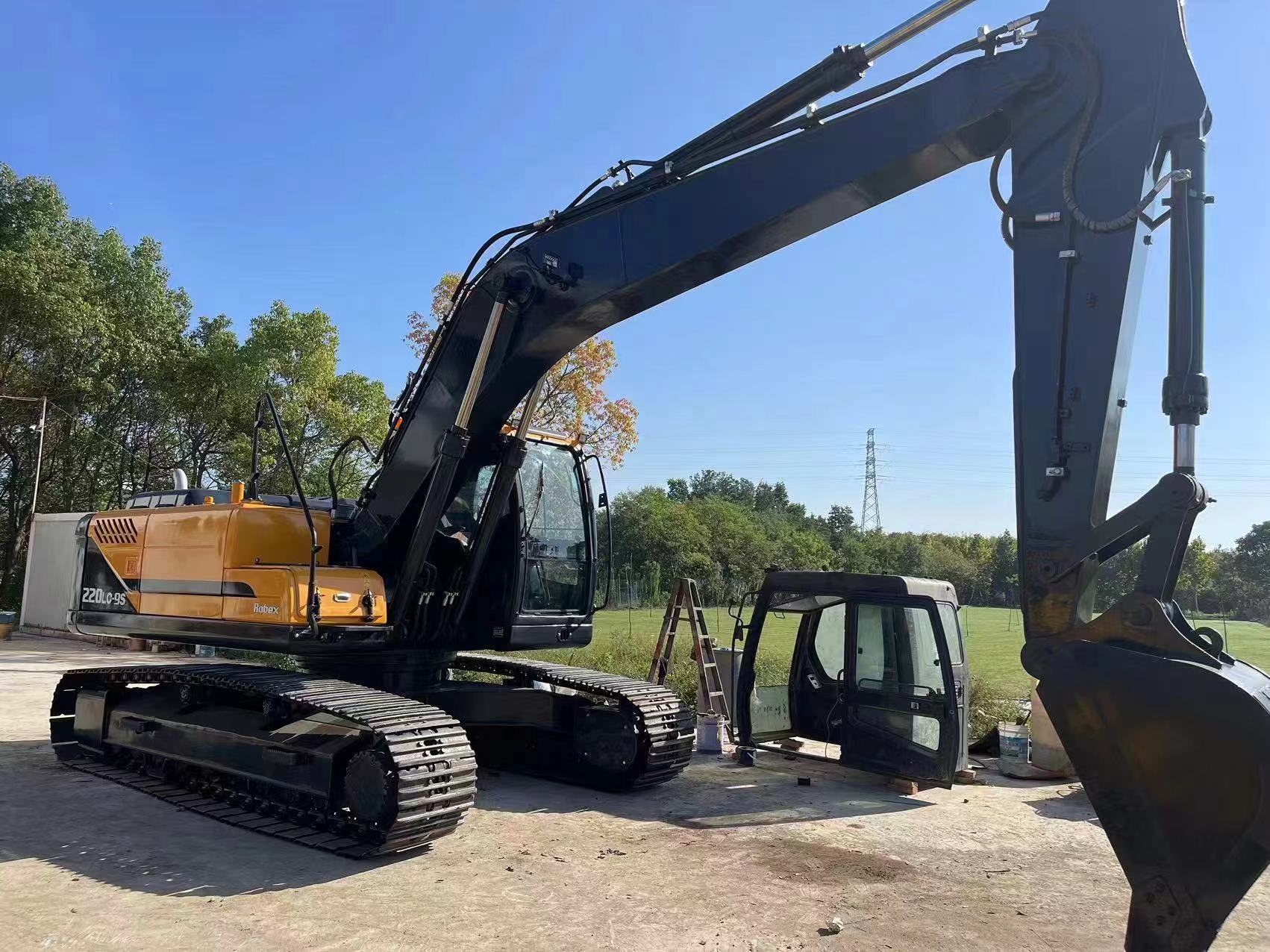 Excavadora de cadenas Hyundai 220: foto 6