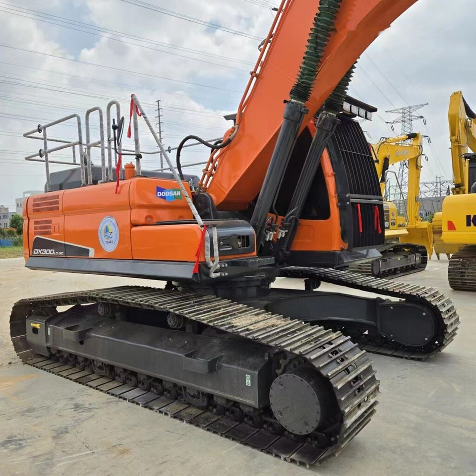 Excavadora de cadenas Doosan DX300LC: foto 14