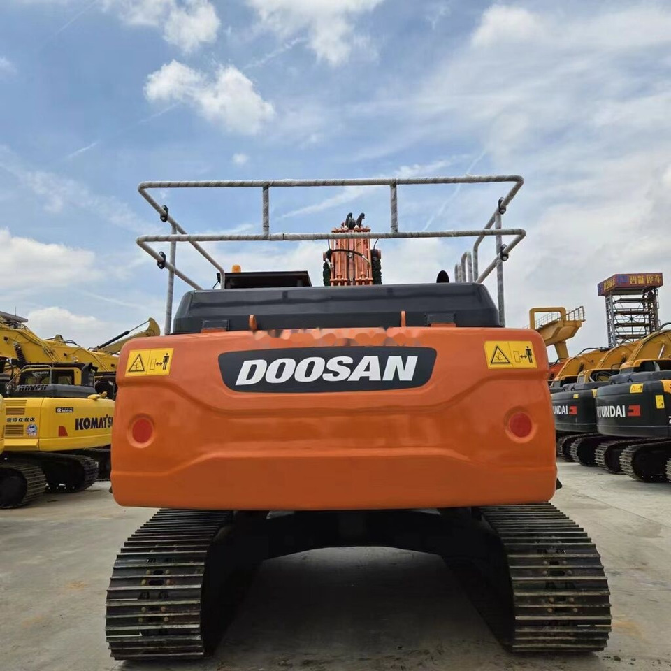 Excavadora de cadenas Doosan DX300LC: foto 12