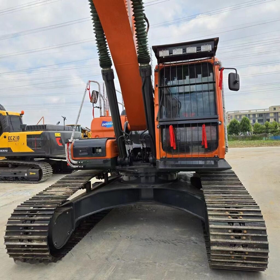 Excavadora de cadenas Doosan DX300LC: foto 11