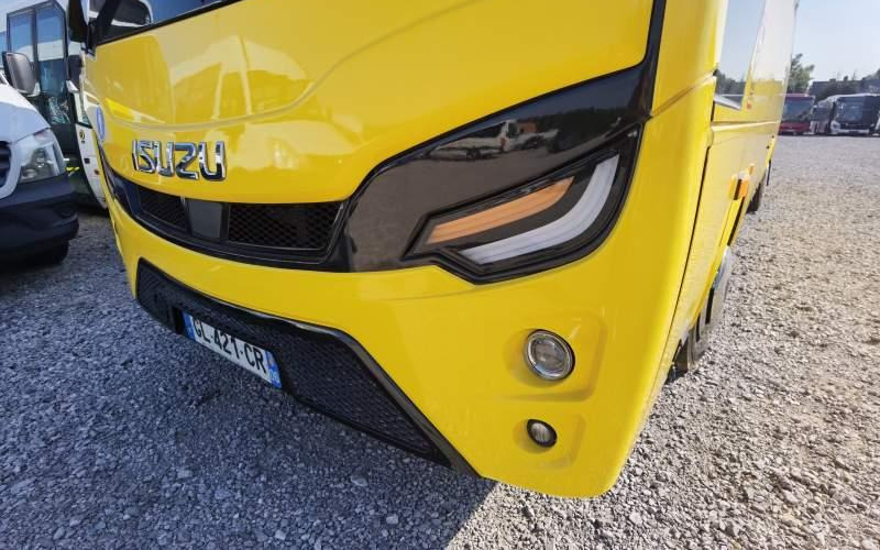 Autobús suburbano Isuzu Grand Toro 11tys km uszkodzony: foto 18