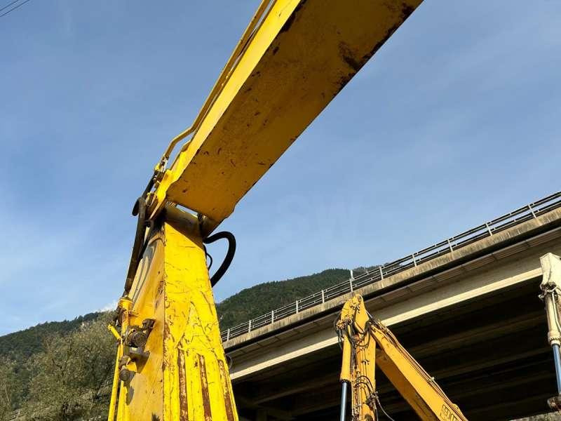 Excavadora de cadenas FIAT HITACHI E215B MACHINE SUISSE: foto 30