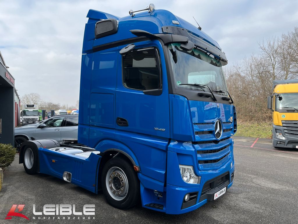 Cabeza tractora Mercedes-Benz Actros 1848 Mega Lowliner*2xTank*Vollspoiler: foto 13