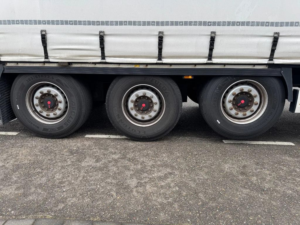 Semirremolque lona Krone SD - 3 AXLE SAF + LIFTING AXLE + SLIDING ROOF: foto 12