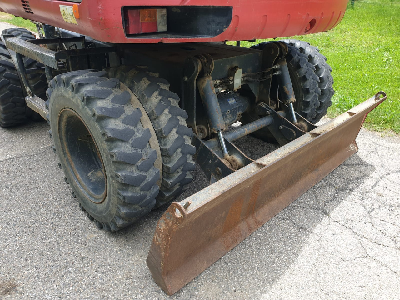 Excavadora de ruedas TAKEUCHI TB 175W: foto 9