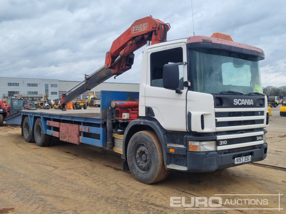 Camión caja abierta para transporte de equipos pesados 1999 Scania 94D-340: foto 7