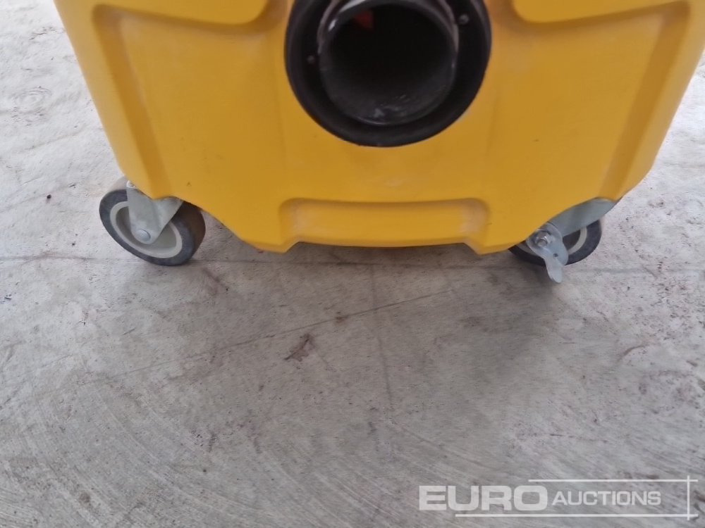 Equipo de construcción Dewalt DWV901L 110 Volt Industrial Vacuum Cleaner: foto 12