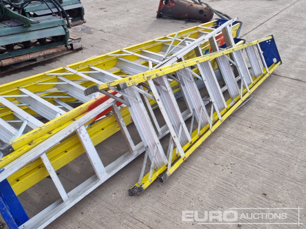 Equipo de construcción Fiberglass Step Ladders (3 of), Aluminium Step Ladders (2 of): foto 15