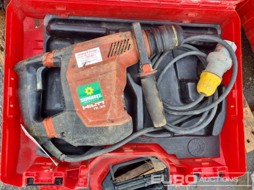 Equipo de construcción Hilti 110Volt Hand Held Breaker (2 of), 110Volt Hammer Drill (2 of), 110Volt Circular Saw (2 of), Battery Rivit Gun, Battery Drill: foto 13