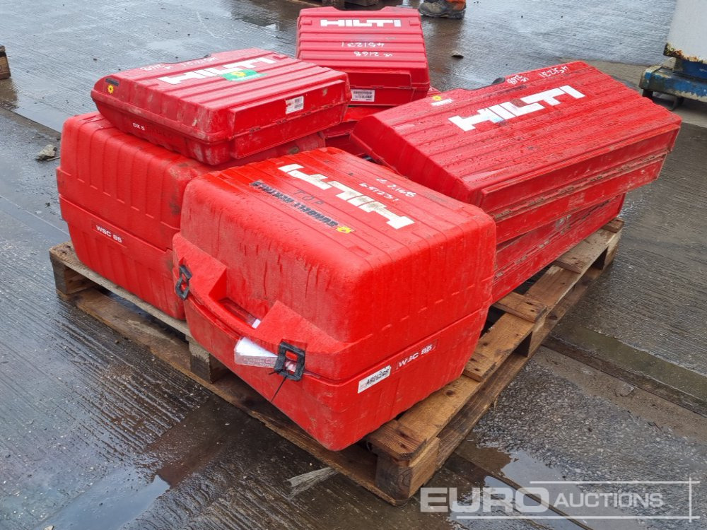 Equipo de construcción Hilti 110Volt Hand Held Breaker (2 of), 110Volt Hammer Drill (2 of), 110Volt Circular Saw (2 of), Battery Rivit Gun, Battery Drill: foto 8