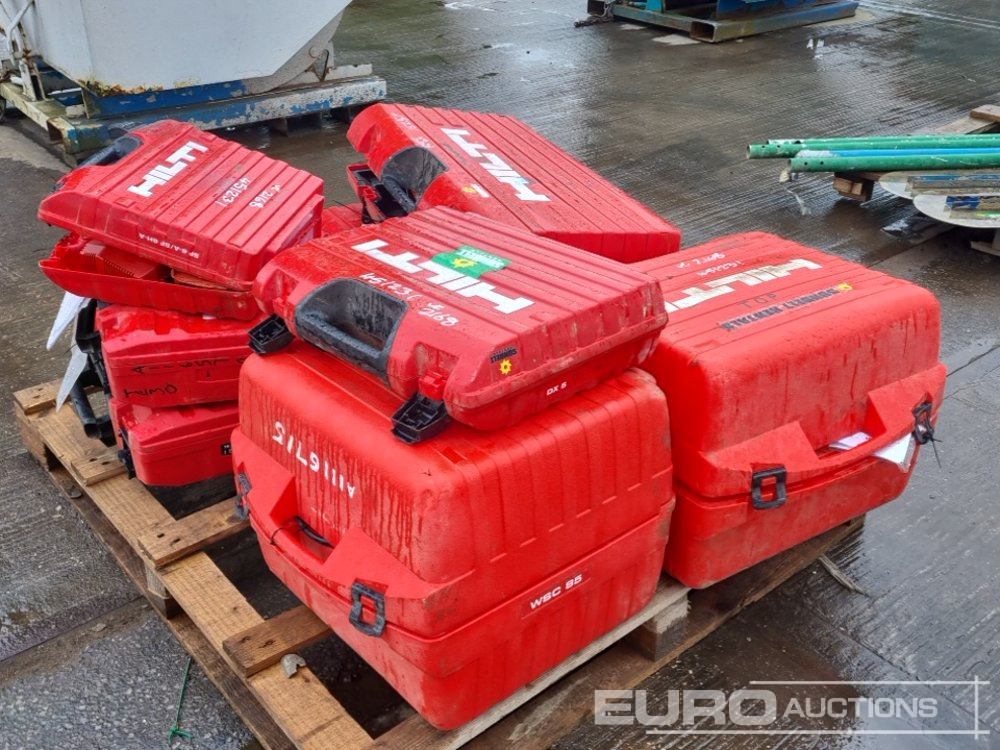 Equipo de construcción Hilti 110Volt Hand Held Breaker (2 of), 110Volt Hammer Drill (2 of), 110Volt Circular Saw (2 of), Battery Rivit Gun, Battery Drill: foto 6