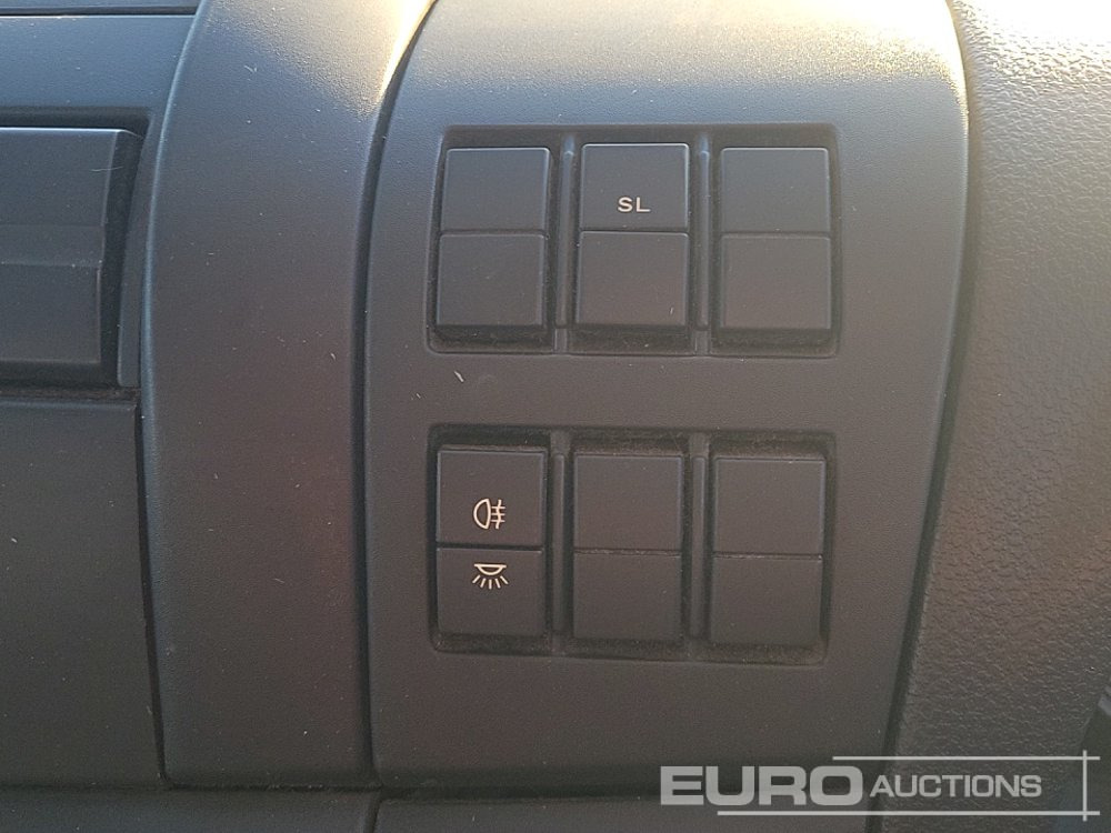 Camión multibasculante Iveco 75E16: foto 45