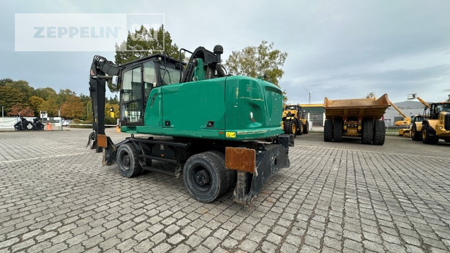 Manipulador de materiales Cat MH3024-06C: foto 1