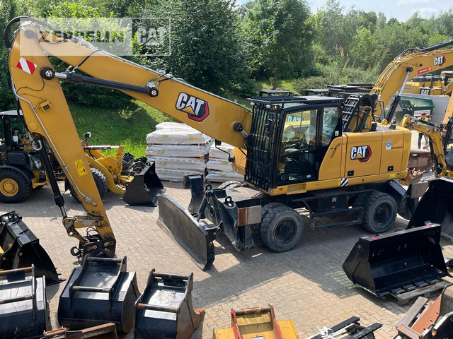 Manipulador de materiales Cat MH3024-06C: foto 1